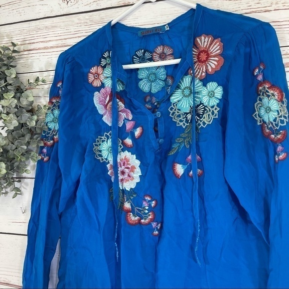 𝅺JOHNNY Was Rain Forest Embroidered Tunic Top - Picture 4 of 6